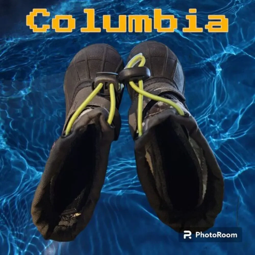 Toddler Boy's Columbia Winter Boots Size‎ 6 (2681)